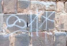 Detienen a dos jóvenes por realizar pintas en muro inca del Aqlla Wasi en el centro histórico del Cusco