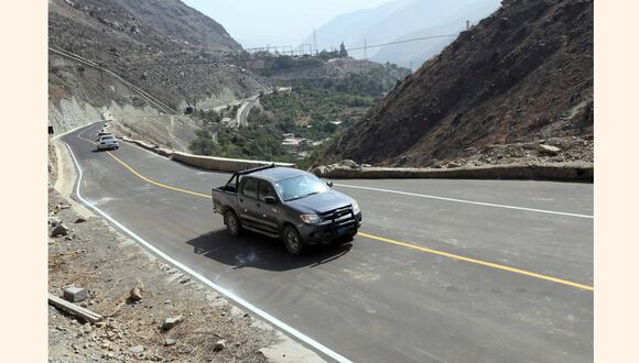 El proyecto Longitudinal de la Sierra Tramo 4 es promovido por ProInversión por encargo del Ministerio de Transportes y Comunicaciones (MTC) y comprende la entrega en concesión de aproximadamente 900 kilómetros de vía que conectan cinco regiones. Foto: GEC