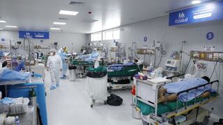 COVID-19: advierten que hay 650 pacientes a la espera de una cama UCI en Lima 