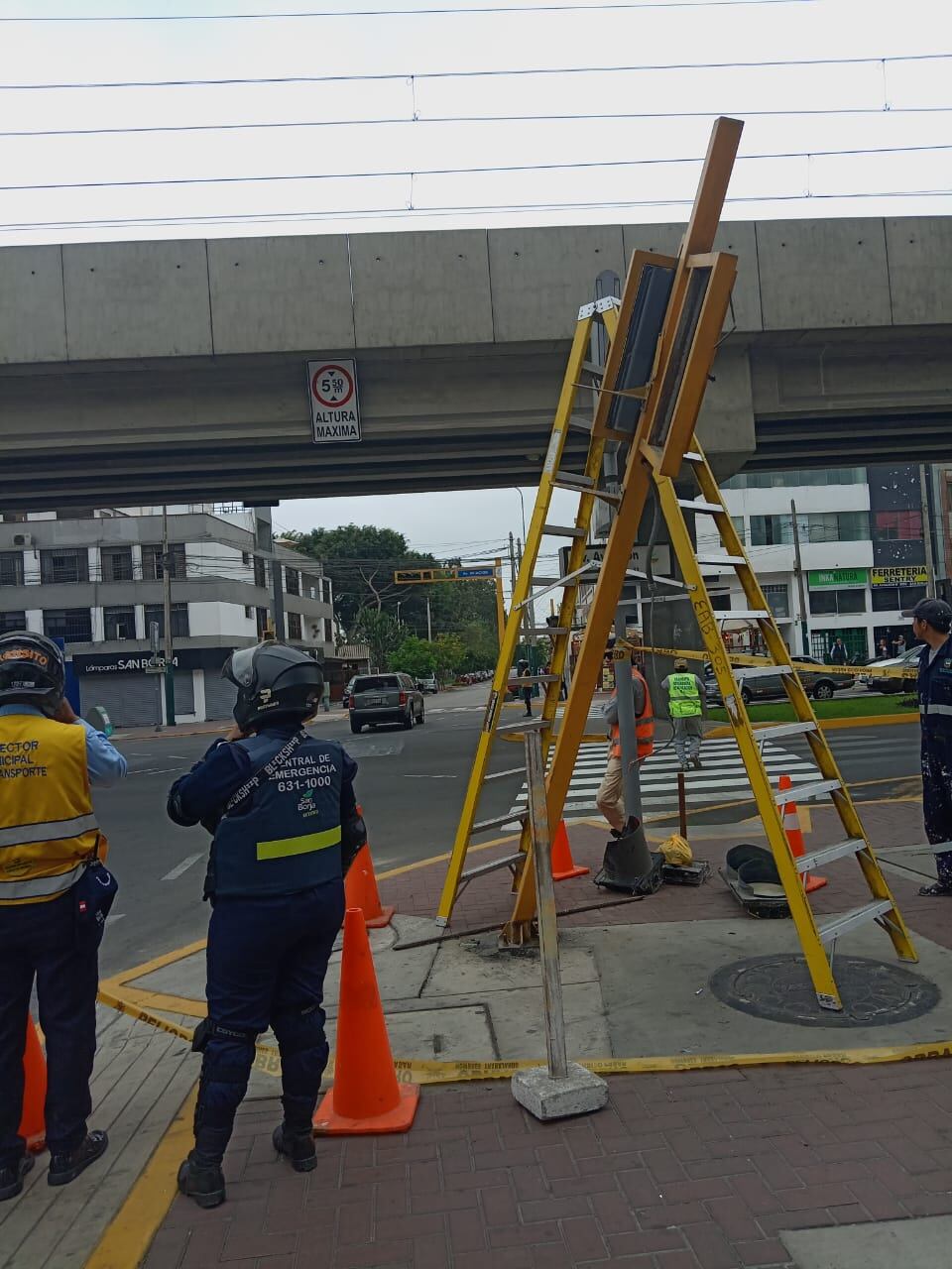 Hasta el cierre de esta nota, el punto no cuenta con un semáforo (foto: Sebastián Ramírez).