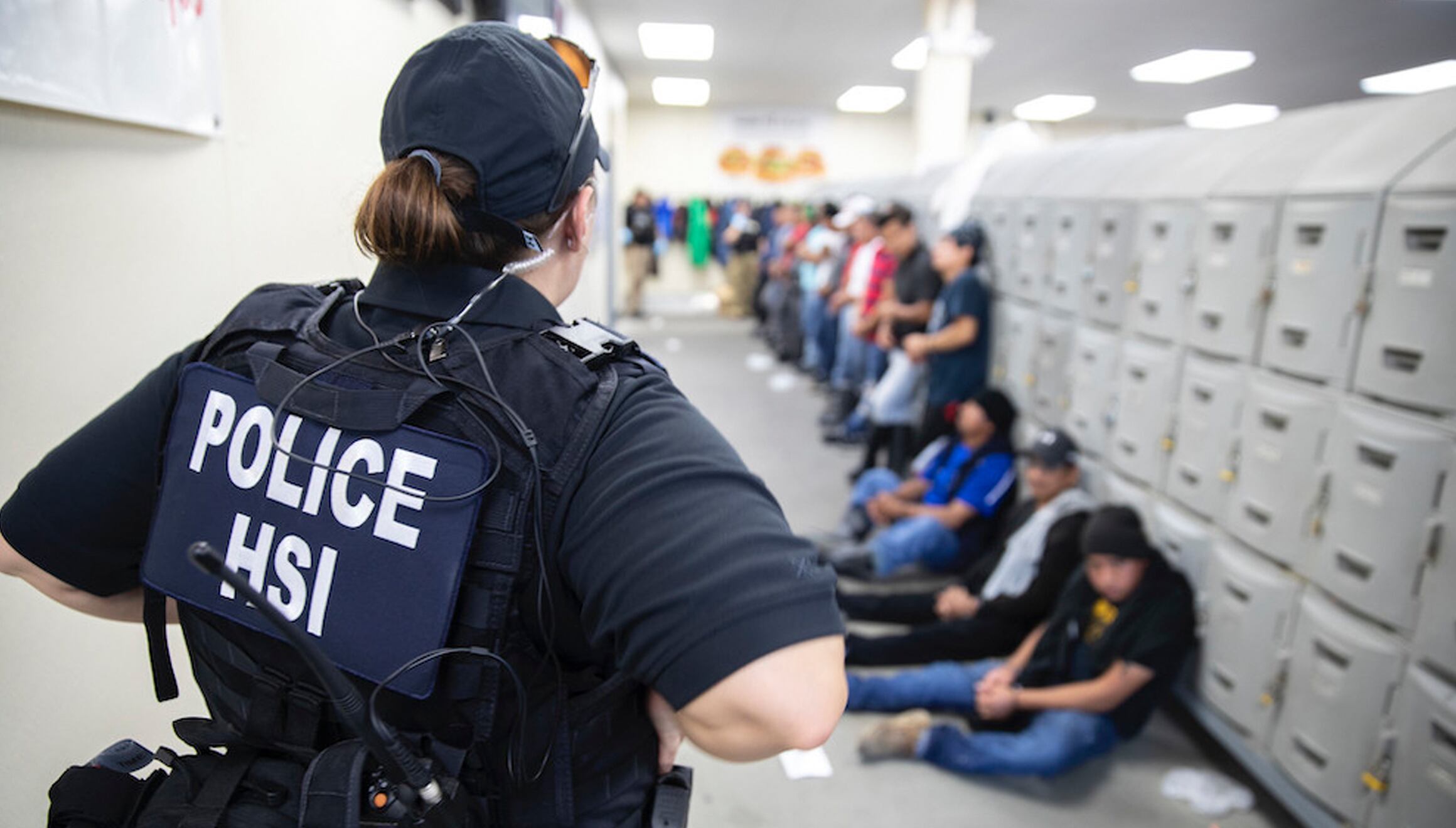 Las escuelas han sido durante mucho tiempo refugios seguros para los estudiantes inmigrantes. Según un fallo de la Corte Suprema de 1982. | Crédito: EFE