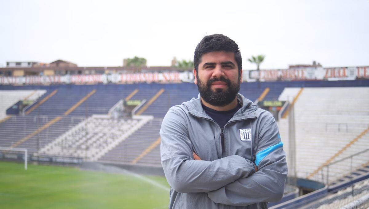José Bellina destacó que Universitario es el campeón vigente y que en el clásico se verá cuál de los dos clubes se encuentra en mejor momento.