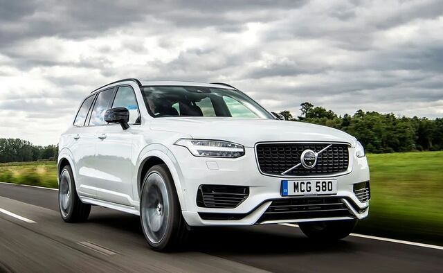 Volvo XC90. Es un modelo híbrido y comparte ser el octavo vehículo electrificado más vendido durante junio con un total de 8 colocaciones. Durante el primer semestre del 2023 matriculó 21 unidades.