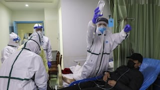 Los médicos de Wuhan con miedo y mal protegidos frente al coronavirus | FOTOS