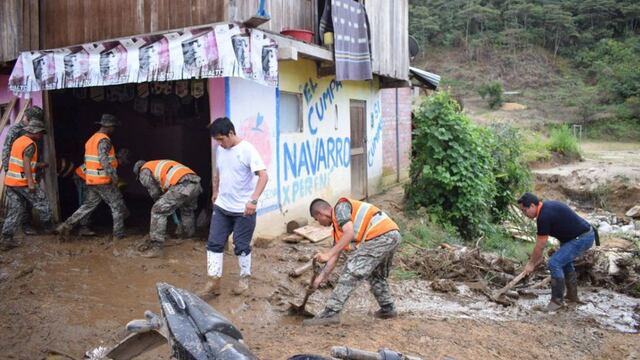 Junín: entregan ayuda humanitaria a damnificados por deslizamiento en Perené
