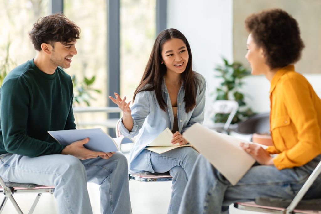 ¿Cambias de opinión con facilidad? Podría ser una señal de que eres más inteligente de lo que crees: esto dice la psicología