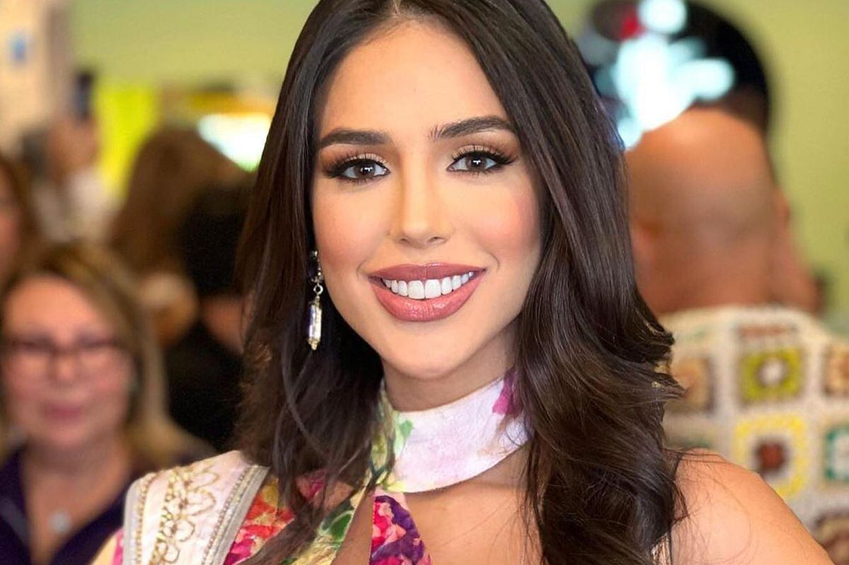 Diana Silva luciendo una gran sonrisa para el lente de la cámara (Foto: @villalobosjuancarlos / Instagram)