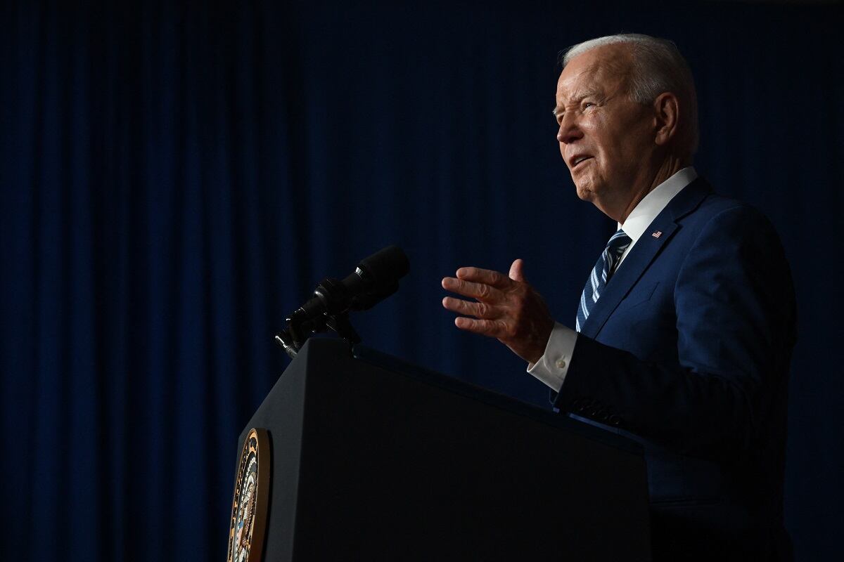 El presidente de los Estados Unidos, Joe Biden, habla en el primer aniversario de la Ley PACT en el Centro Médico del Departamento de Asuntos de Veteranos George E. Wahlen en Salt Lake City, Utah, el 10 de agosto de 2023. (Foto de Jim WATSON / AFP)