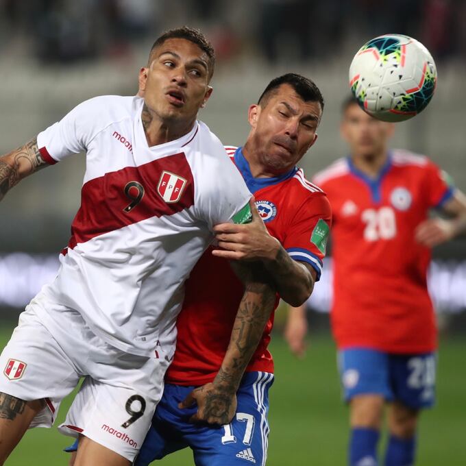 “Paolo Guerrero es un crack del fútbol sudamericano. Su presencia requiere una atención especial para Chile”
