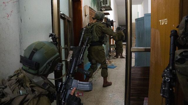 Israel asegura haber matado a más de 140 “terroristas” en 72 horas de operación en hospital Al Shifa de Gaza 