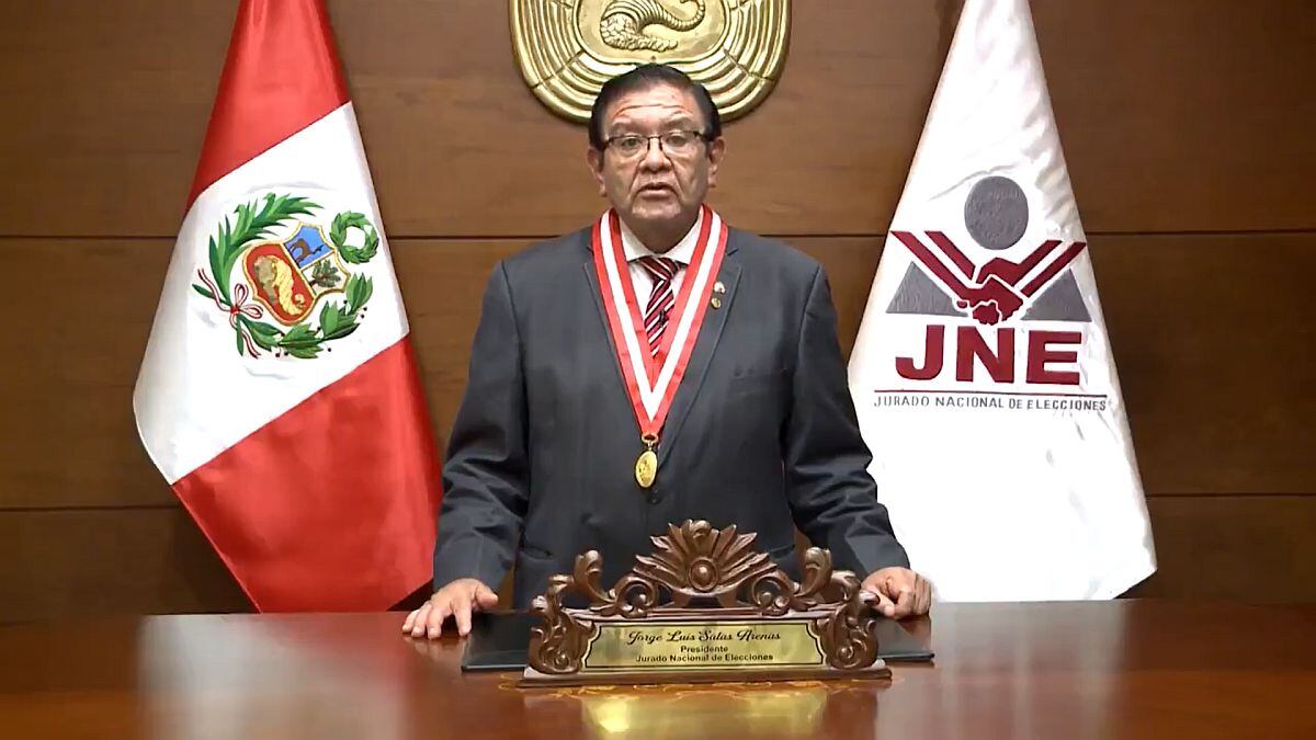 Jorge Salas Arenas, presidente del JNE, advierte que ningún congresista de la subcomisión puede considerarse como imparcial. (JNE)