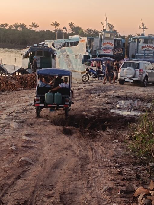 Galoneras de combustible llegaban a puerto informal de Iquitos para ser trasladadas en Zaragoza