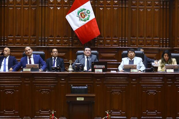 El Pleno de Congreso debe poner a debate en los próximos días el  proyecto de ley que busca promover el desarrollo de la energía solar en el Perú.  (Foto: Congreso)