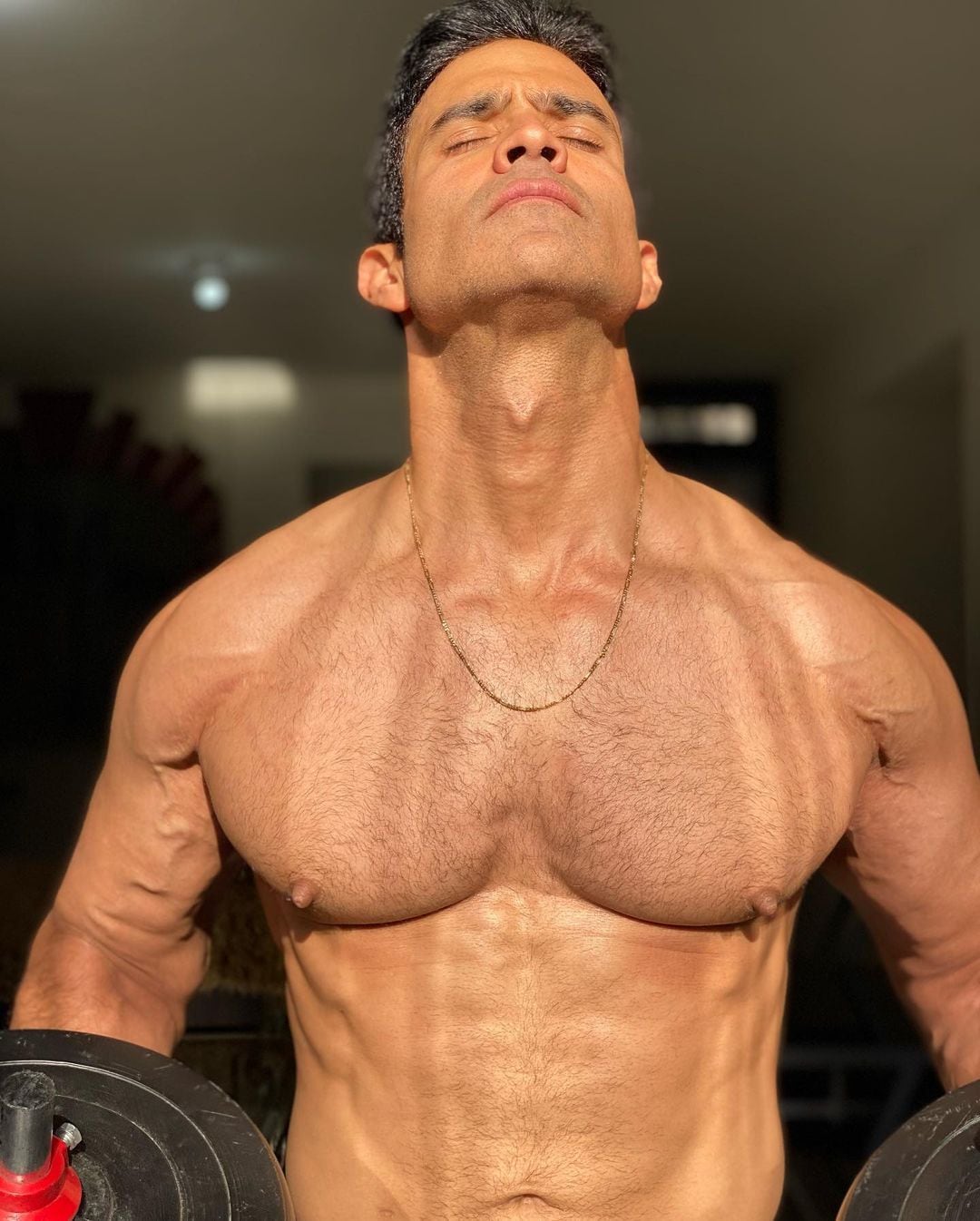 Juan Vidal hasta la actualidad luce una figura entrenada a base de ejercicios (Foto: Juan Vidal / Instagram)