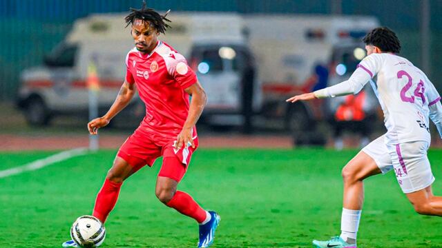 André Carrillo dio asistencia de gol en el triunfo 3-0 de Al-Qadisiya sobre el Hajer | VIDEO