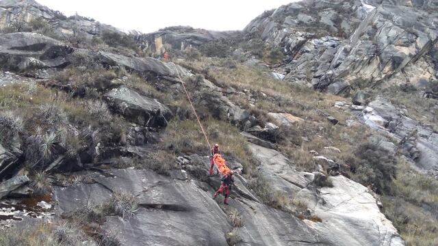 Áncash: tres montañistas franceses sufrieron un accidente en el nevado Quitaraju