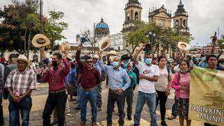Cerca de 400 miembros de comunidades indígenas de Guatemala protestan contra el Gobierno de Giammattei