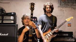 “En el escenario no somos familiares, no siento que sea mi hijo”: Manolo y Octavio Barrios y el oficio de tocar juntos en Los Trece Baladas y Mar de Copas