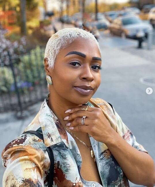 Dominiece Regis afirmó que tener hijos "no vale la pena" a menos que se cumplan ciertas condiciones. (Foto: @_dominiece_)