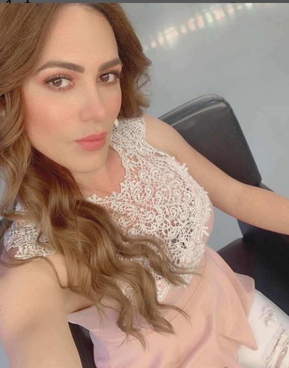 En sus redes sociales, además de publicar fotos del trabajo que realiza, comparte momentos de su día a día (Foto: Nahomi Mejía / Instagram)