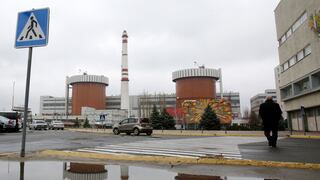 Operador nuclear de Ucrania acusa a Rusia de ciberataque “sin precedentes” contra su web
