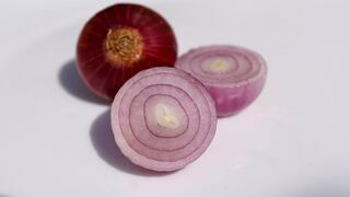 El truco para cortar la cebolla bien fina en segundos