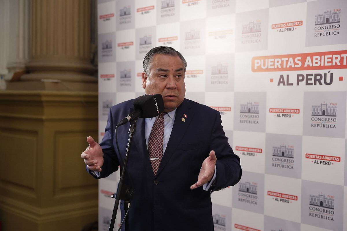 Gustavo Adrianzén reiteró que desde el Congreso hay intentos de acusar a Dina Boluarte de incapacidad moral. (Foto: GEC)