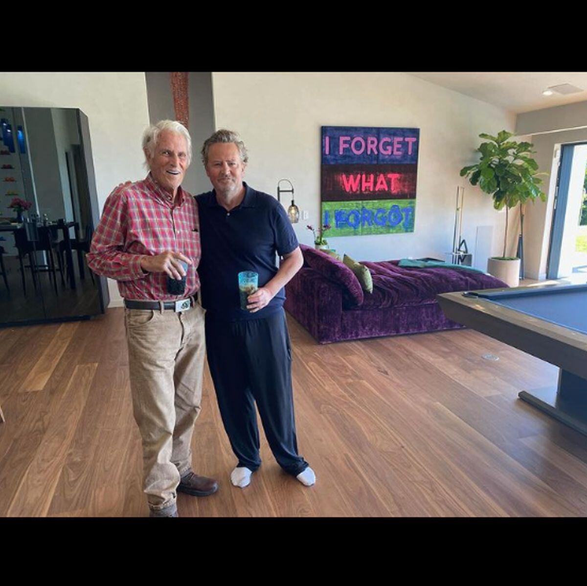 Aquí una foto que subió el actor junto a su padre el 15 de octubre de 2023 (Foto: Matthew Perry / Instagram)