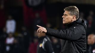 Autori fija su postura y rechaza usar siete extranjeros: “Si el club quiere eso, que venga otro entrenador”