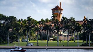 Un hombre murió baleado por agentes de seguridad tras irrumpir en la residencia de Trump en Mar-a-Lago
