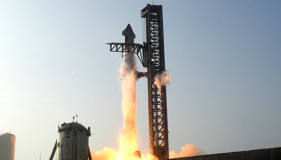 El proyecto del cohete de SpaceX es seguido por la NASA ya que formará parte de las misiones a la Luna. (Foto: AFP)