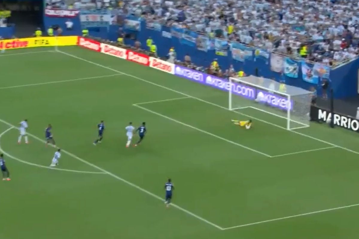Vozinha le gana el duelo a Enzo Fernández: El arquero de Cabo Verde evita el 2-0