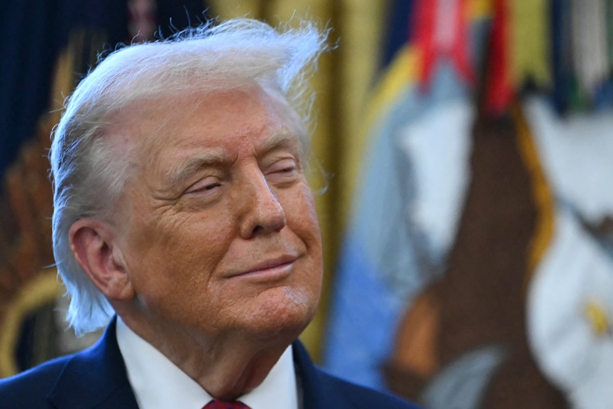 El presidente de Estados Unidos, Donald Trump, en la Oficina Oval de la Casa Blanca en Washington, DC, el 15 de diciembre de 2025. (ANDREW CABALLERO-REYNOLDS / AFP)