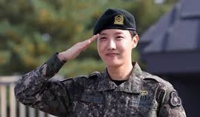 J-Hope fue el segundo integrante de BTS en empezar su servicio militar.