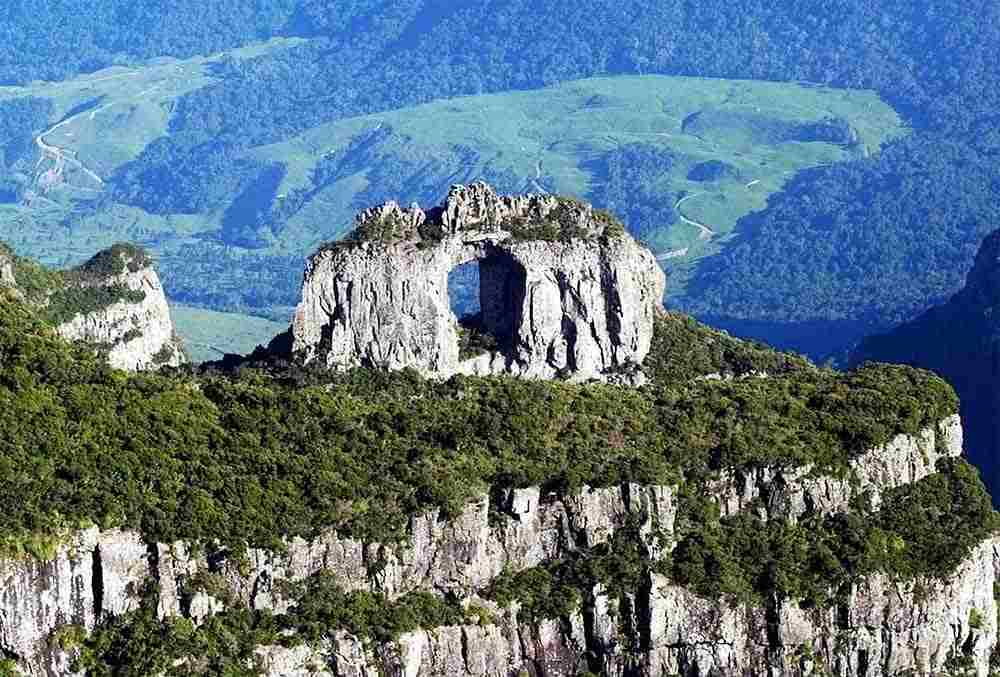 'Pedra Furada' en Urubici, Santa Catarina, Brasil. (Foto: TripAdvisor)