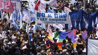 Sindicatos argentinos “seguirán la lucha” para que caigan reformas planteadas por Milei