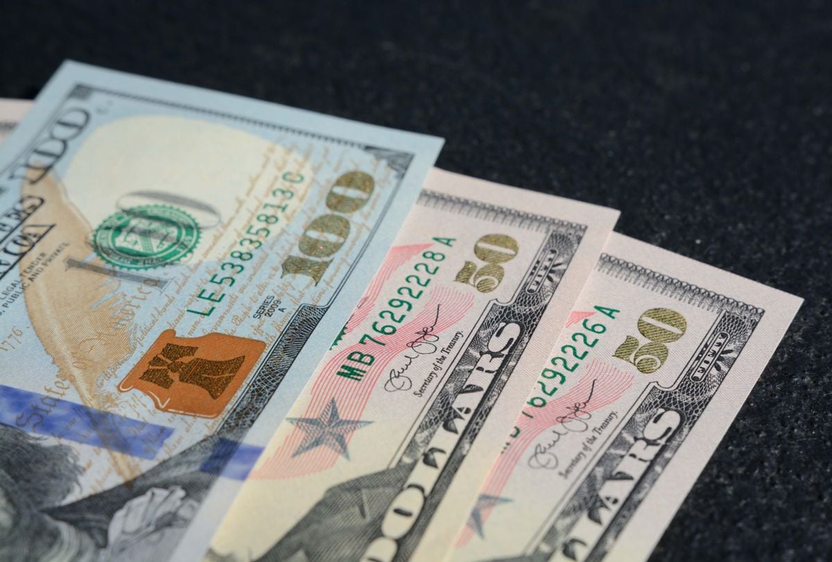 Multas y puntos en la licencia esperan a quienes no respetan la norma (Foto: Freepik)