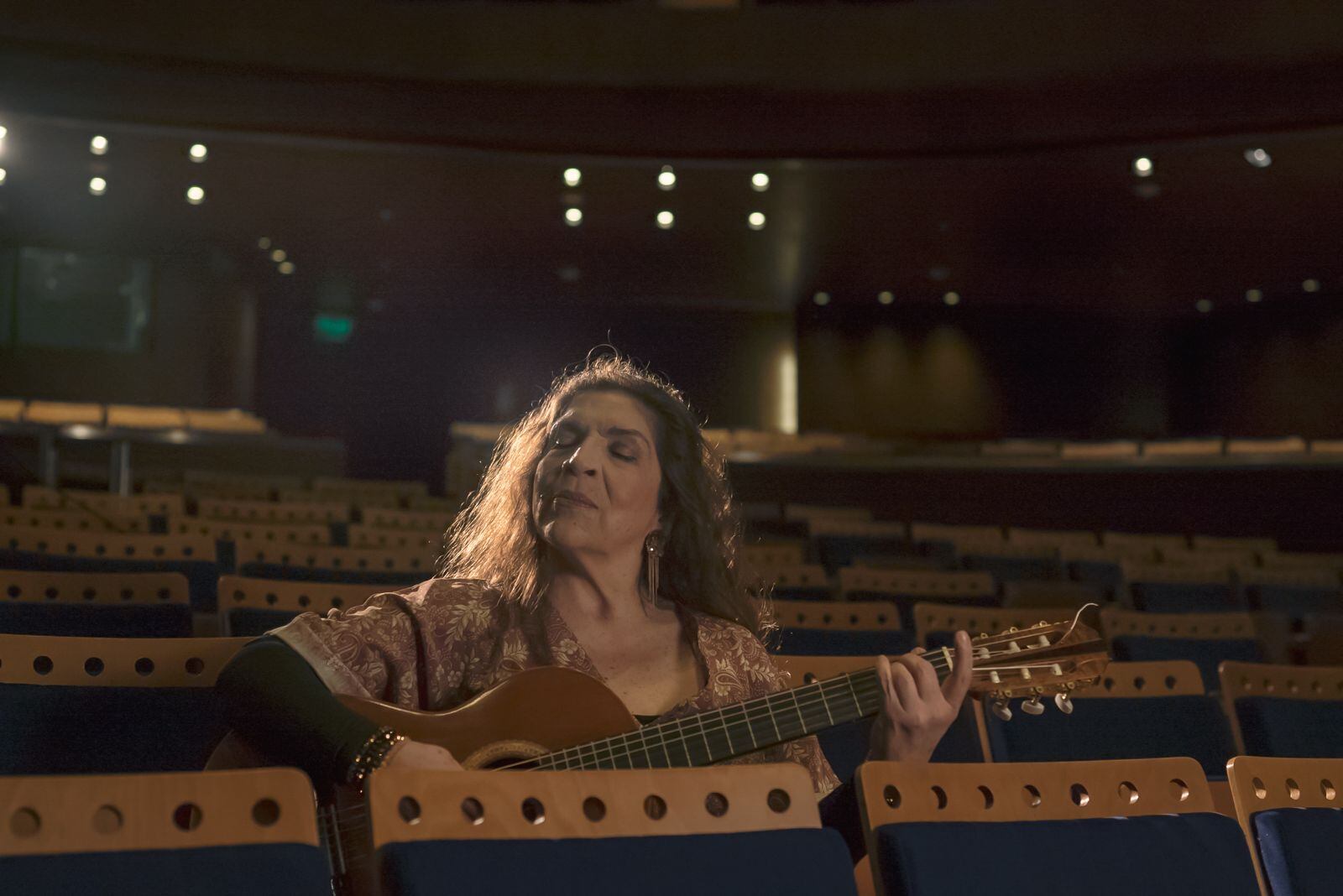 Lourdes Carhuas realizará el lanzamiento oficial de “Por esas trenzas” con un concierto gratuito. (Foto: Difusión)