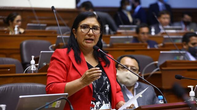 Katy Ugarte: Documento de la Comisión de Ética plantea suspenderla por 60 días por recorte de sueldos