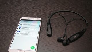 Android 15 permitirá que los celulares carguen audífonos y otros gadgets pequeños 