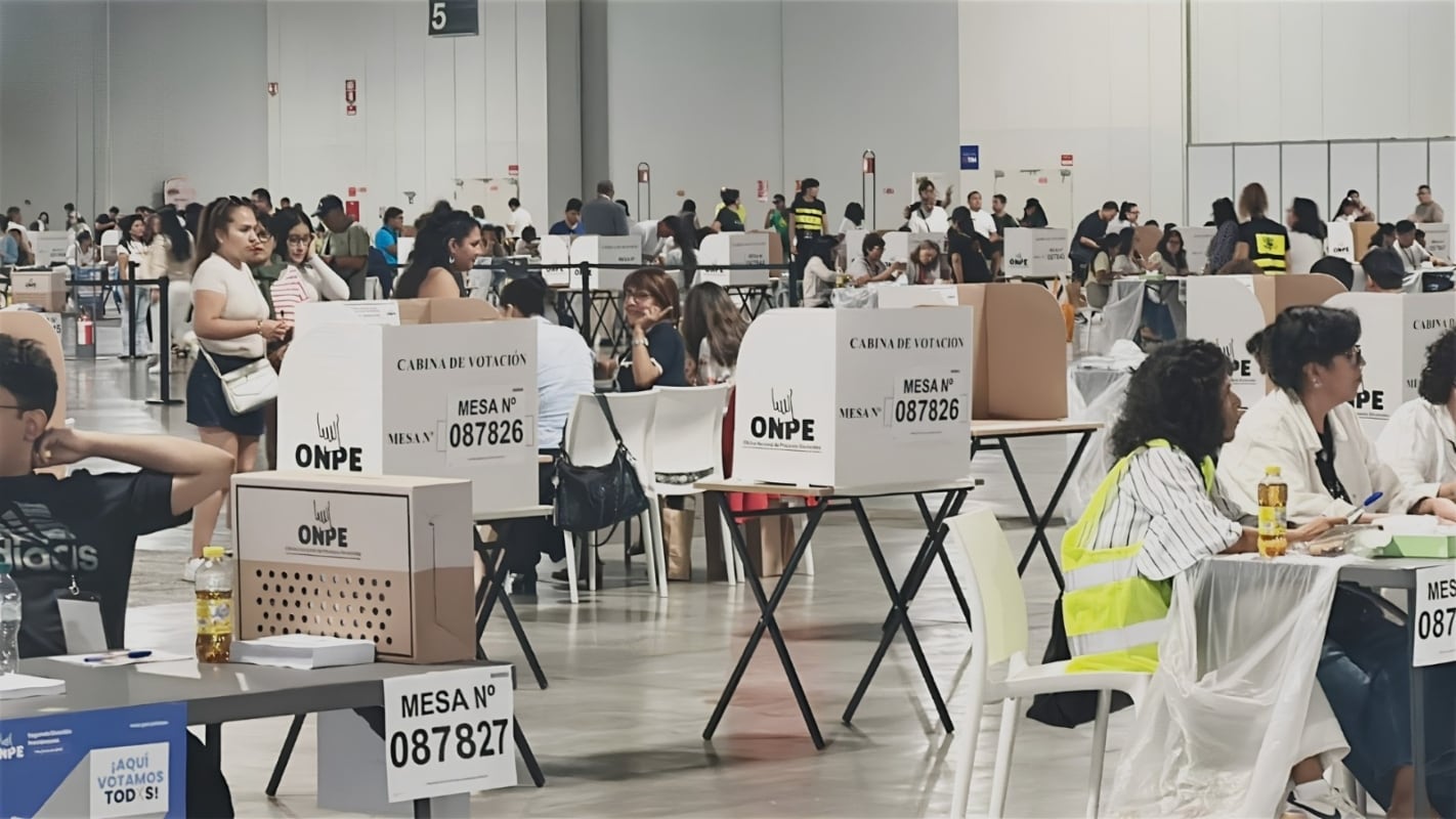 Elecciones Perú 2026: peruanos votan en Italia con normalidad en segunda vuelta