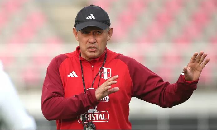 Las críticas de la prensa paraguaya a Yotún y Reynoso a poco del Perú vs Paraguay. (Foto: Twitter Selección Peruana)