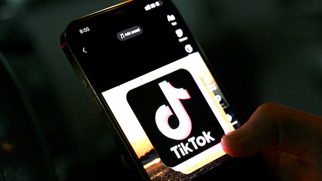 TikTok ahora permite que el usuario decida quién le puede enviar un mensaje dentro de la app