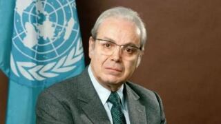 Javier Pérez de Cuéllar asumió secretaría general de la ONU