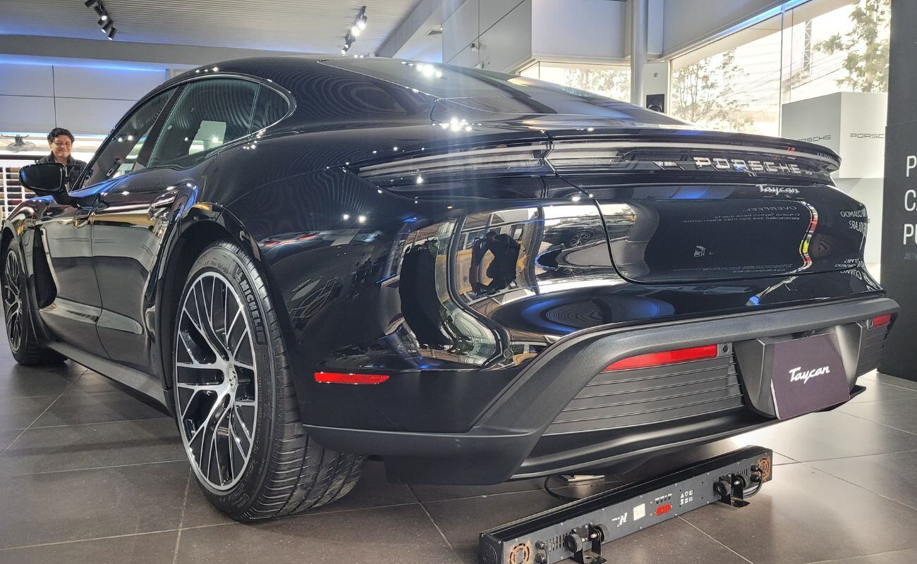 El diseño trasero luce muy similar a la versión saliente. (Foto: Fernando Roca)