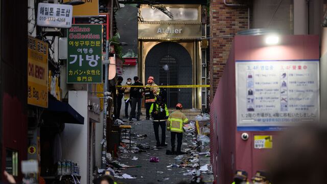 Corea del Sur: Jefe policial de Seúl acusado por estampida de Halloween que dejó casi 160 muertos en 2022