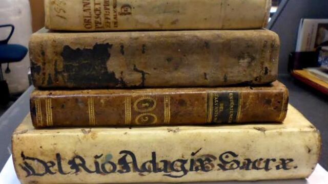 Recuperan libros históricos que iban a ser enviados a Chile