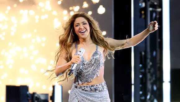 La cantante colombiana marcó historia al presentarse en el primer show de medio tiempo de la Copa América. (Foto: CHARLY TRIBALLEAU / AFP)