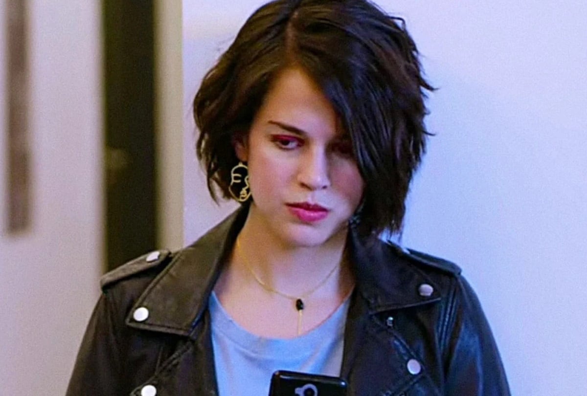 Alex (Samantha Acuña) busca vengar a su amigo Luis en la serie mexicana "Control Z" (Foto: Netflix)