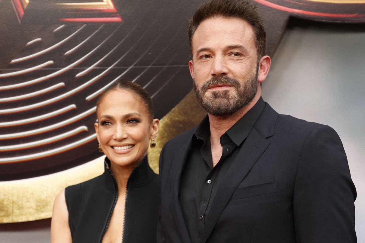 Jennifer López y Ben Affleck venden su casa en Los Ángeles un año después de comprarla. (Foto: Michael Tran / AFP)